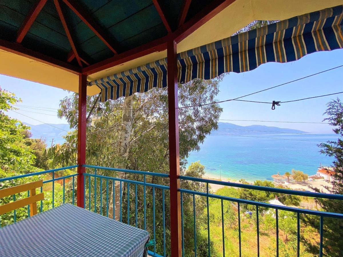 Ramo's Cozy Beachside Haven With Panoramic Views - 4th Ferienhaus Vlorë